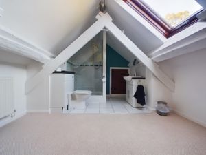 En-suite to Bedroom 5- click for photo gallery
